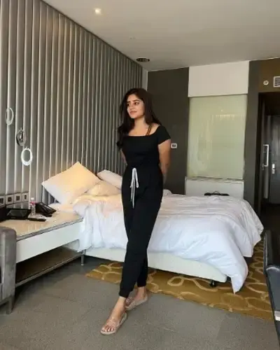 Call Girls Sonkatch Cash On Delivery